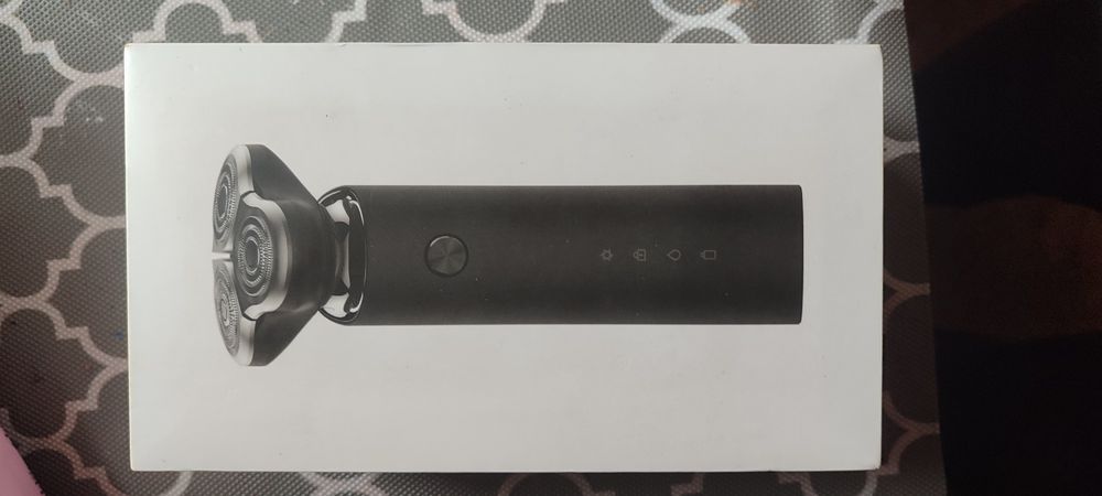 Продам бритву Xiaomi