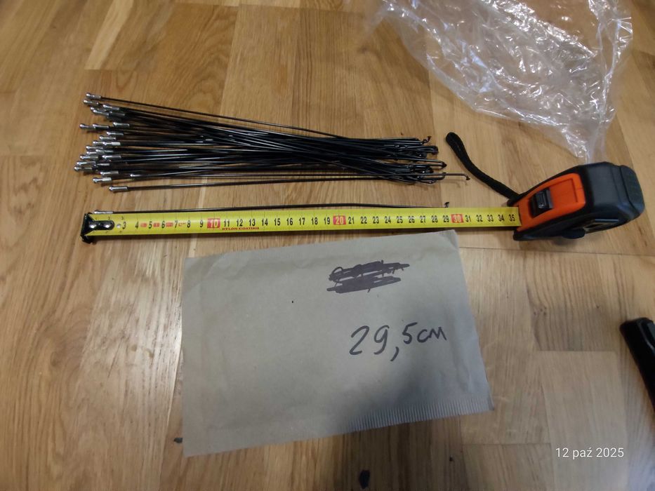 Szprychy rowerowe, nyple srebrny, 32 sztuki