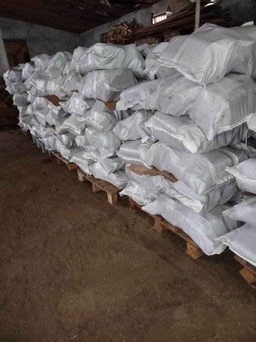 Торфобрикет, паливні брикети з соняшнику.