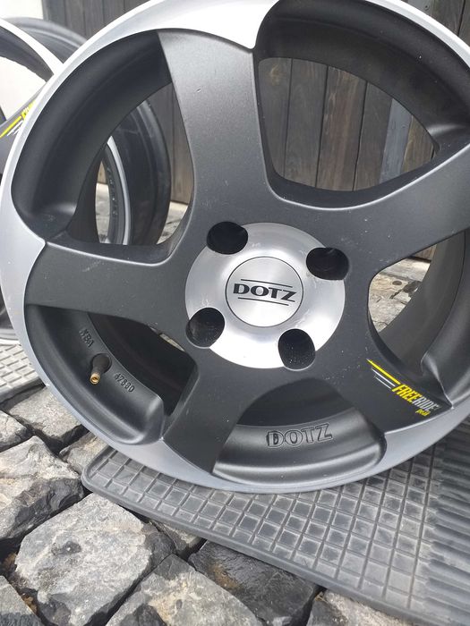 Автомобільні диски.