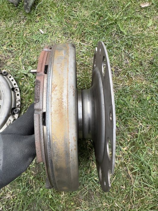 Kolo dwumasowe a4 b8 2.0 TDI  CJCD