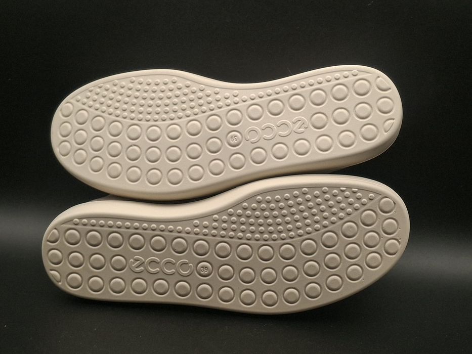 Кеди ECCO Soft Classic W Нові 39р.