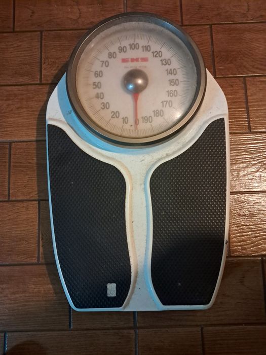 Vendo balança em bom estado