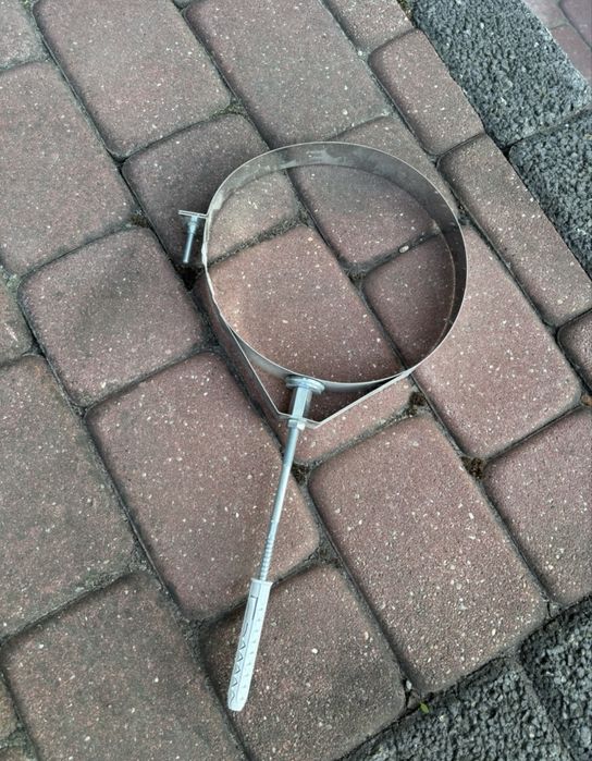 Obejma ścienna z kołkiem wzmocniona kwas