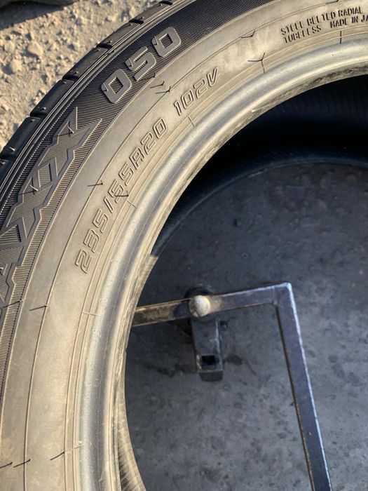 Шини 235/55 R20 Dunlop літо 6,2-6,4мм
