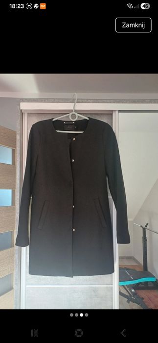 Piekny cienki płaszczyk