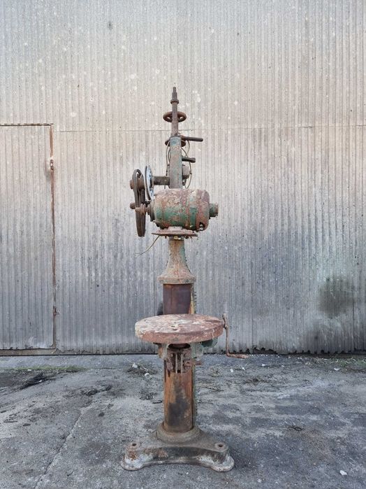 Engenho de furar antigo