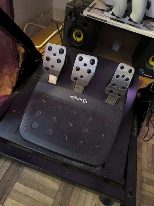 Longitech g29 com shifter