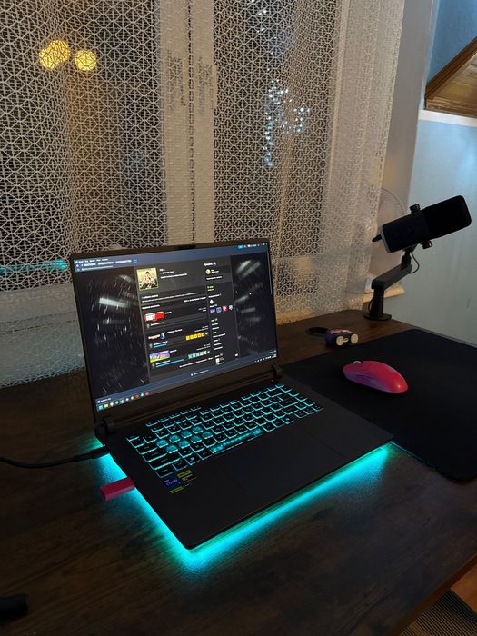 Laptopy gamingowy ASUS ROG Strix G16 (2025) i7-14650HX / RTX 5060 / 16GB / 1TB SSD / 165Hz — Gwarancja do 2027!