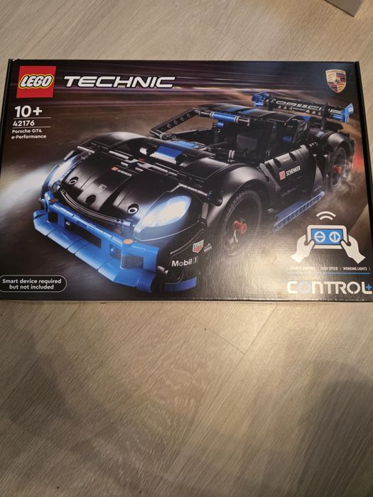 Lego technic porsche gt4