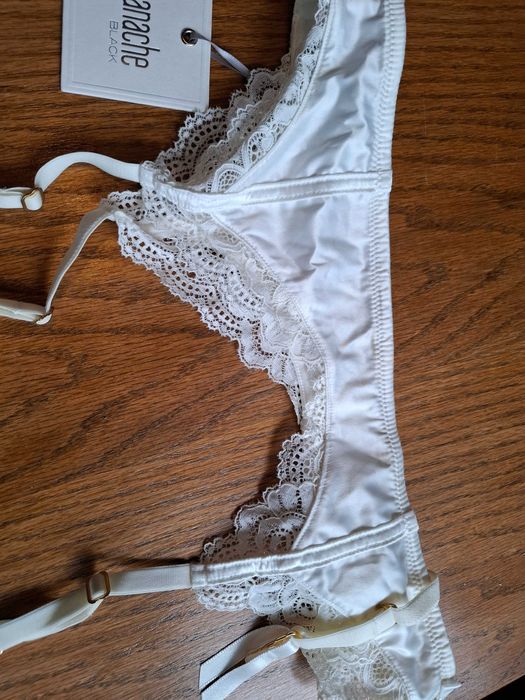 Pas do ponczoch Apanache