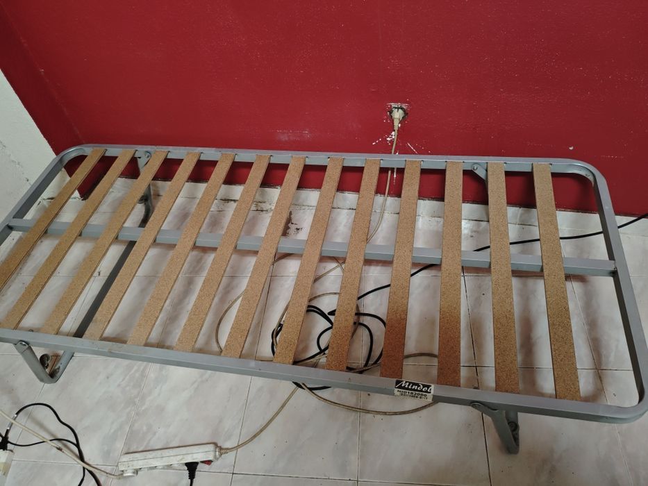 Cama de Solteiro