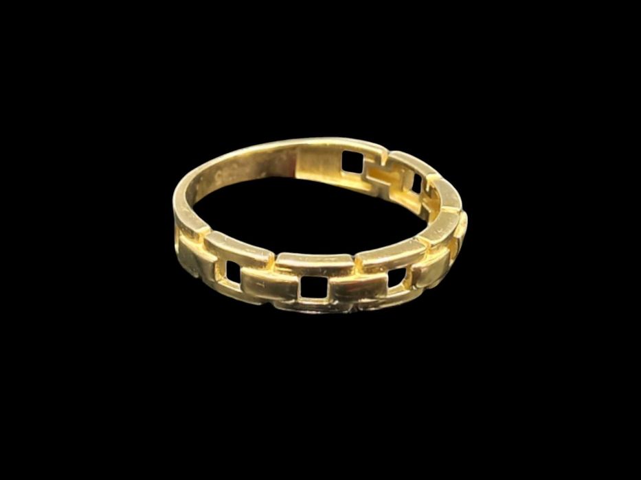 Złoty pierścionek 585 r. 19 - NOWY
