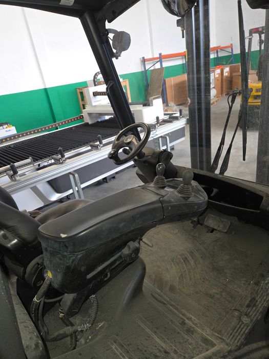 Empilhador Linde 2ton. a diesel