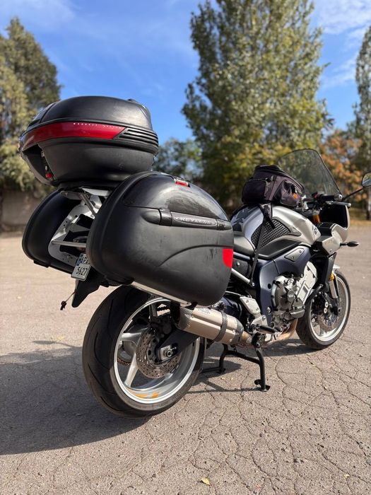 Продам Yamaha Fazer FZ1