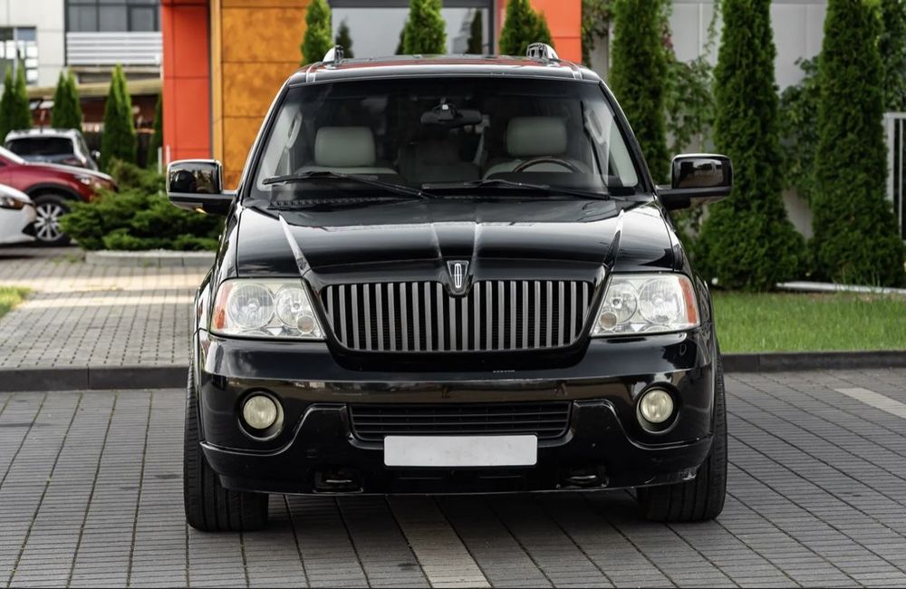 Lincoln Navigator