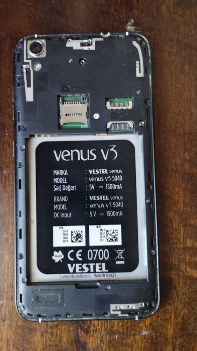 Смартфон Vestel venus v3 5040