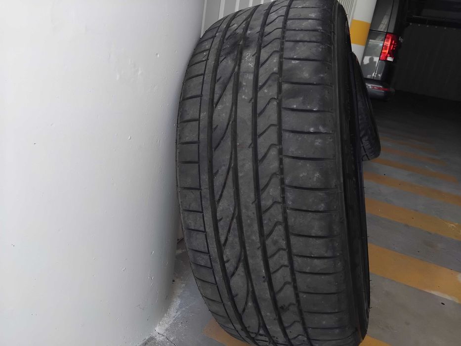 Pneus Bridgestone Potenza 265/40/R18  100Y