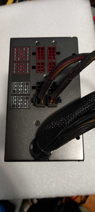 Блок питания Chieftec APS-700C не рабочий