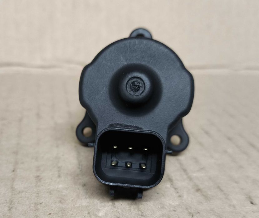 Регулятор холостого хода • Mitsubishi Lancer 9 • 1,6