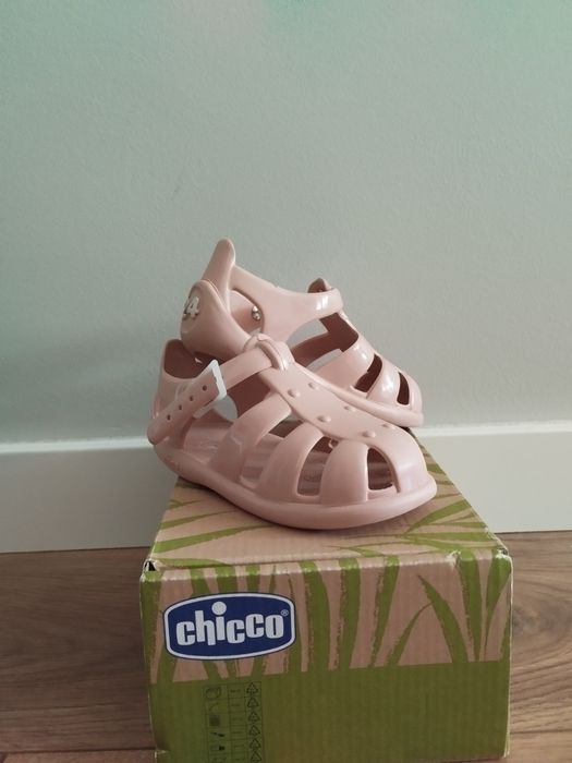 Chicco Sandals Size 24