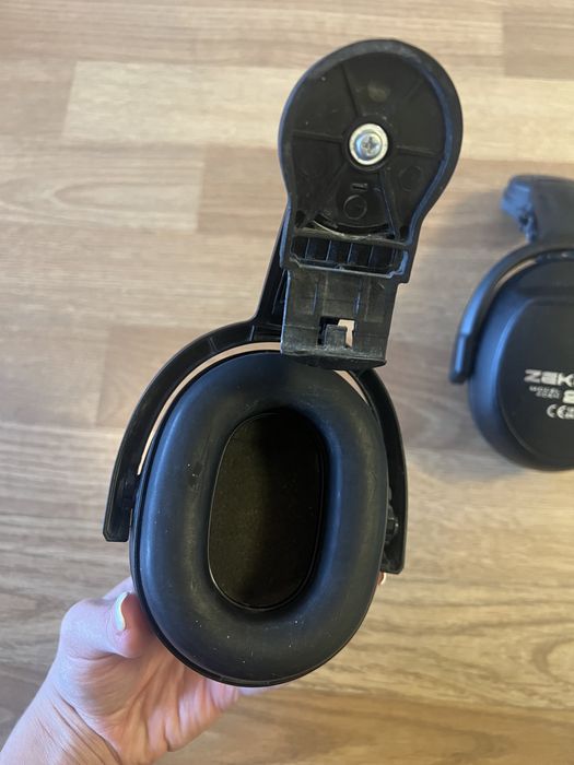 Nauszniki nahełmowe Zekler