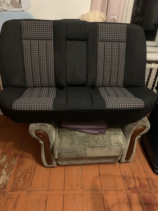 Сідушка задня меседес124