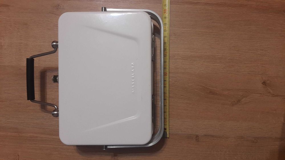 Mini grill przenośny