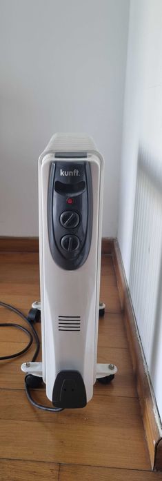 Aquecedor a Óleo KUNFT KOR-1319 (2500 W - Branco)
