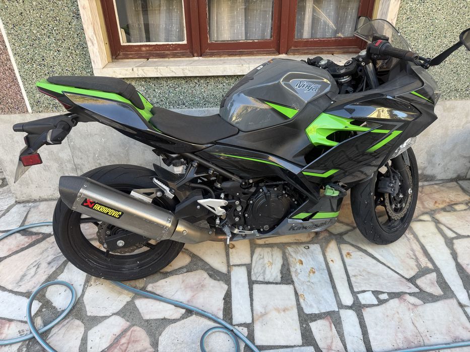 Kawasaki ninja 400