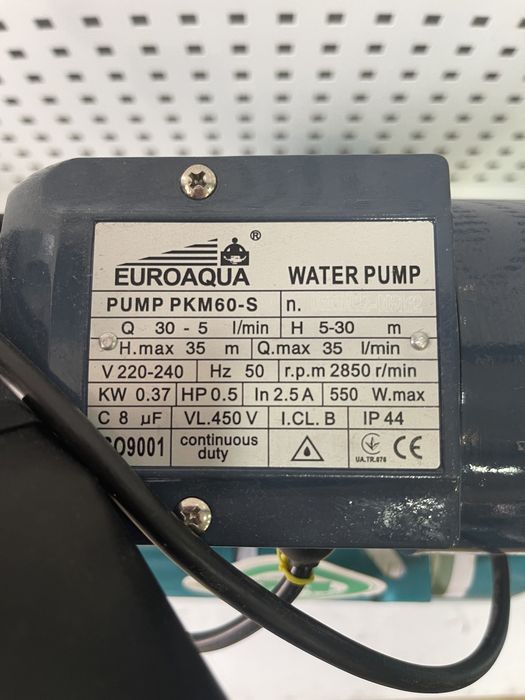 Насосная станция EUROAQUA PKM 60 на баке 24 л. Польша