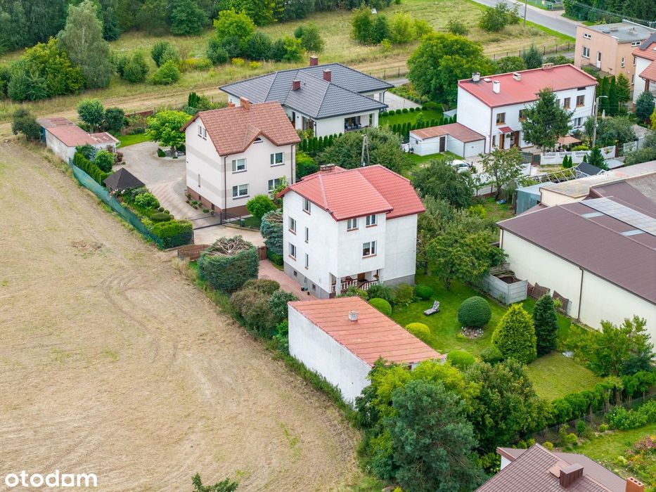 Przestronny | Schludny|7pok. 170m2 | + 76m2  Budynek Gospodarczy