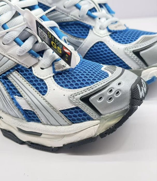 Balenciaga runner white/blue
