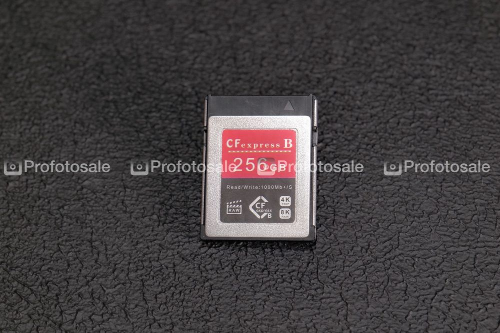 Карта пам'яті CFexpress B 256 Gb 1000 Mb/s