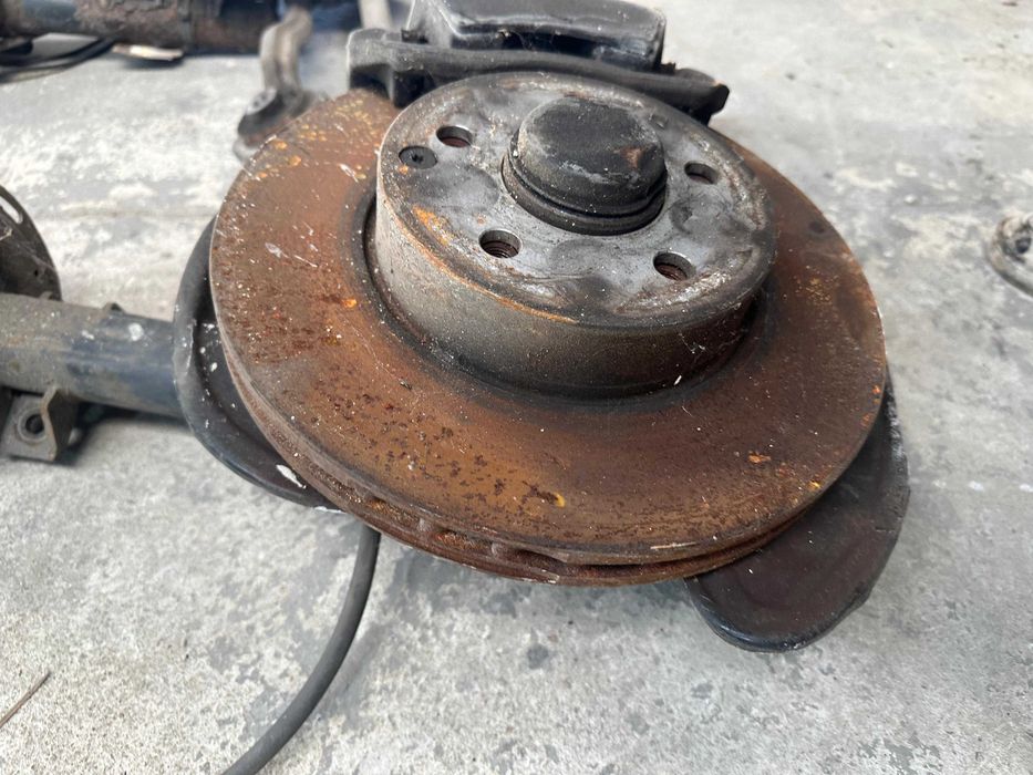 Manga Eixo E Suspensão Completa Mercedes-Benz W204 (8200198016)