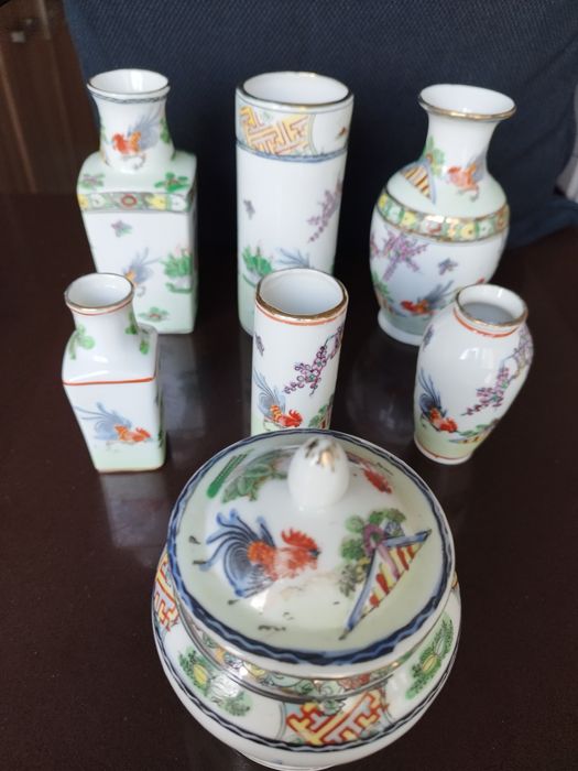 6 jarras e 1 pote chineses