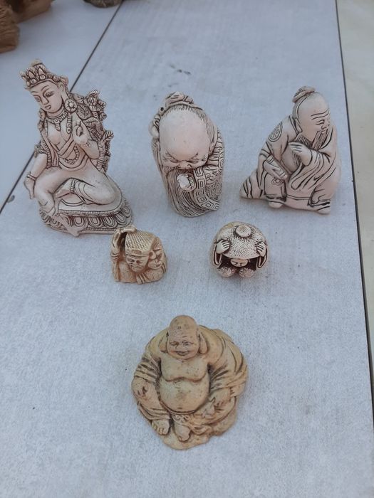 Продам аквариум и декоративные принадлежности