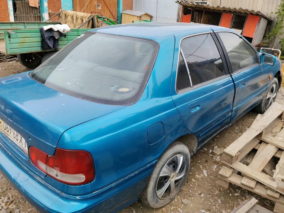 Hyundai lantra 1992