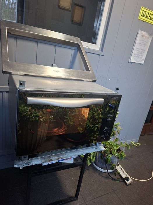 Kuchenka elektryczna mikrofalowa piekarnik