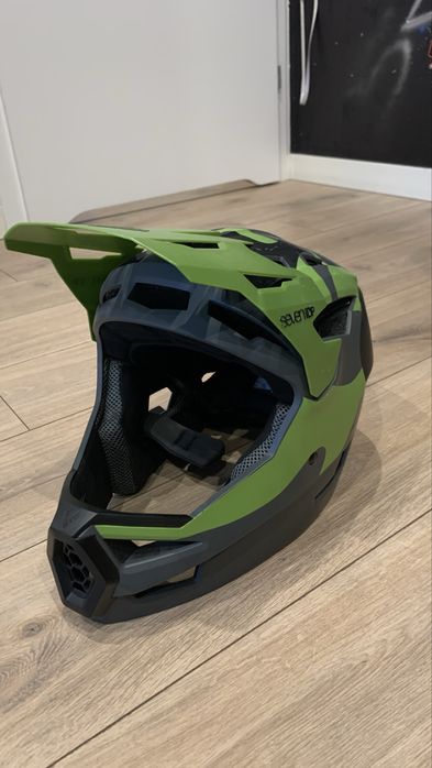 Kask fullface sevenidp 59-61cm M