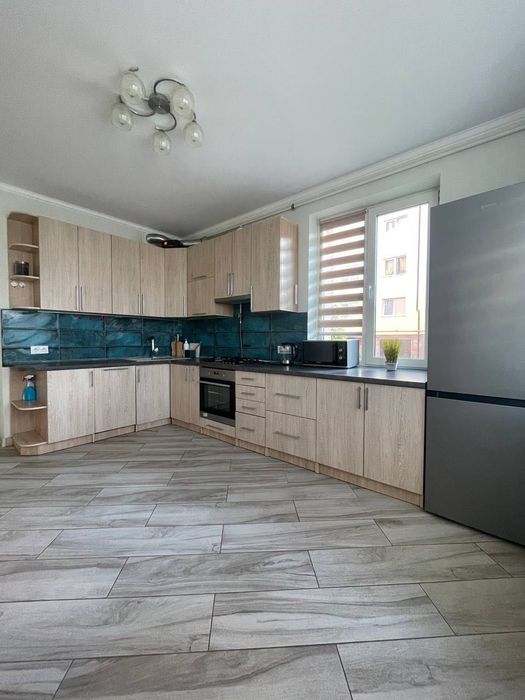 Продаж 3-кімнатної квартири, 139 м², новобудова, Винники