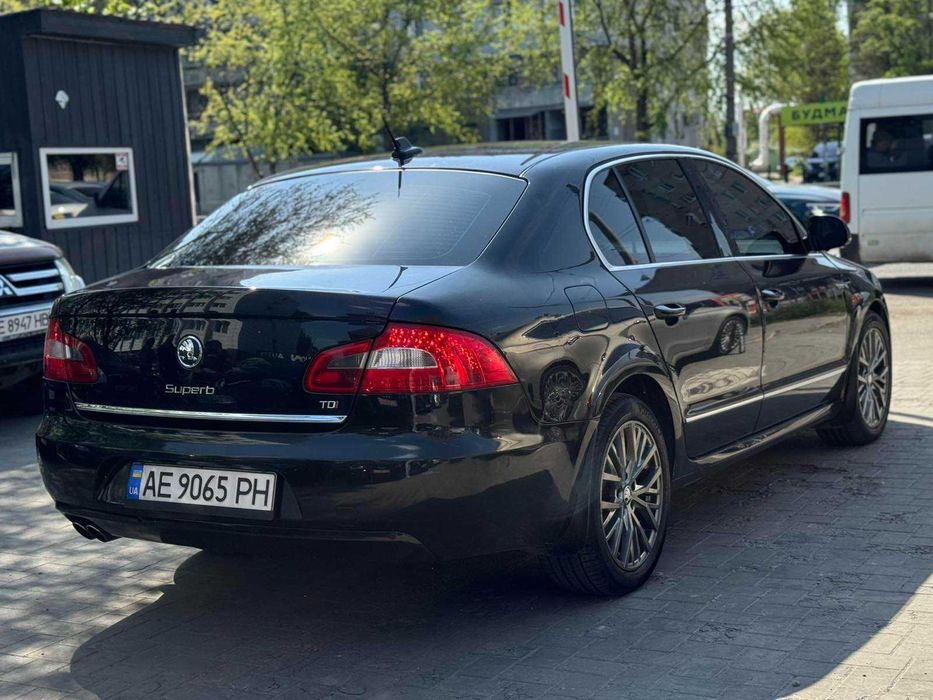 Skoda Superb 2009р 2,0 Дизель! Автомат! Обмін! Розстрочка!
