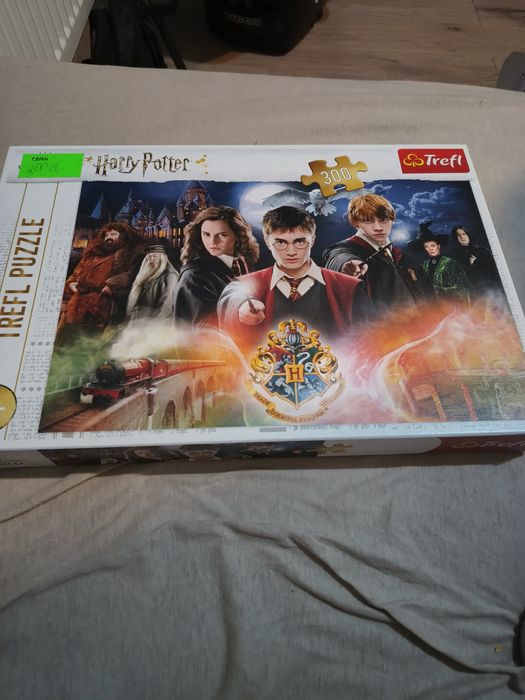 Nerka bluza plecaki dwa puzzle i wózek