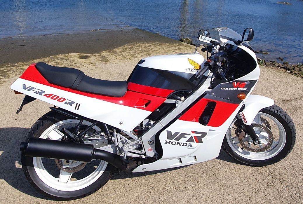 Honda vfr cheap 400 olx