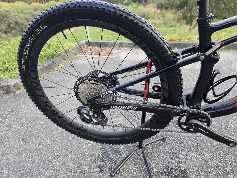 Specialized epic s carbono super equipada