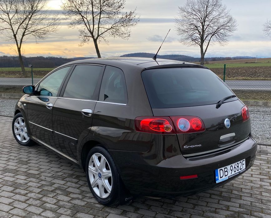 Fiat Croma 1.9 jtdm 150KM alusy klimatronic grzane fotele zadbany