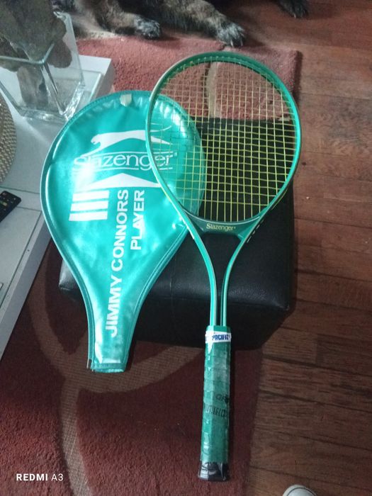 Raquete tênis em excelente estado