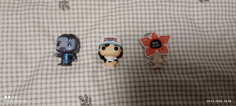 Обміняю фігурки з кіндера дивні дива