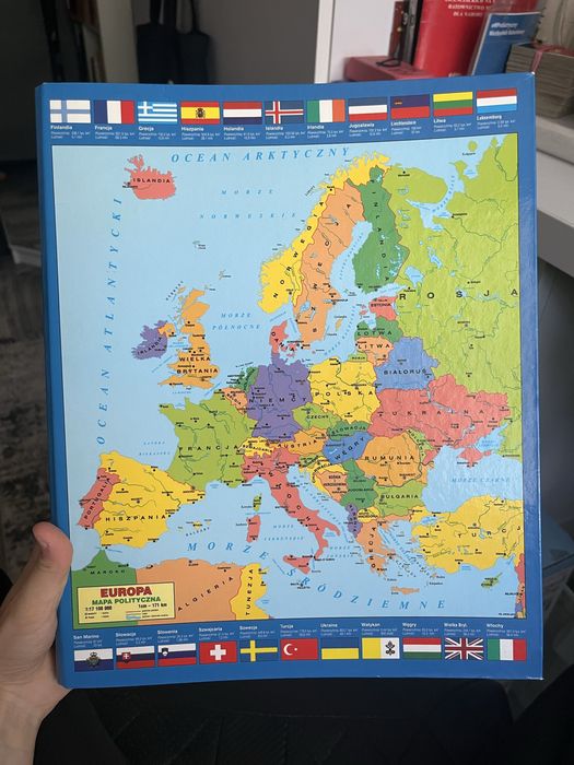 segregator na dokumenty/karteczki