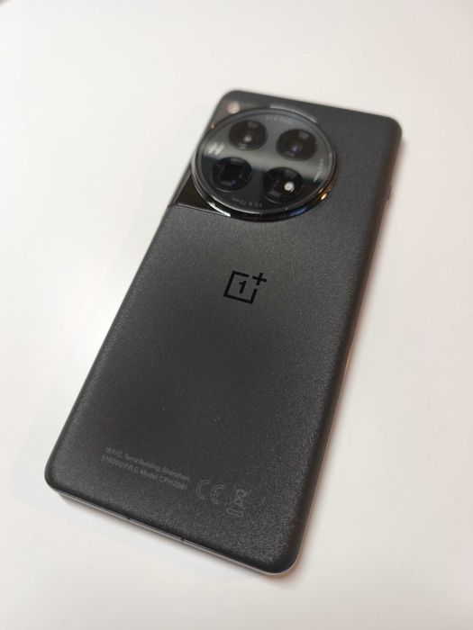 OnePlus 12 16/512GB